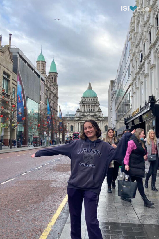 Carolina Mann enjoying the sights in Belfast!