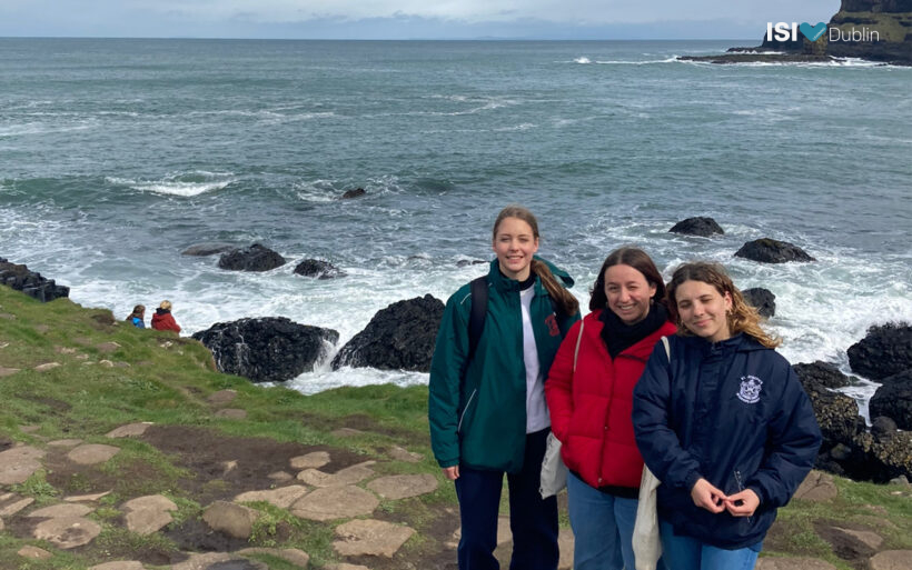 Paulina, Alessia and Frida at the Giant's Causeway