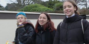 Malwine, Alessia and Paulina set off for the Howth cliff walk